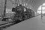 BMAG 11346 - DB "01 1090"
08.07.1961 - Frankfurt (Main), Hauptbahnhof
Hans Schmidt (†) (Archiv Jens Grünebaum) BMAG 11346 - DB "01 1090"
08.07.1961 - Frankfurt (Main), Hauptbahnhof
Hans Schmidt (†) (Archiv Jens Grünebaum)