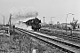 DWM 412 - DR "50 3571-2"
09.02.1982 - Kyritz, Bahnhof
Frank Wensing DWM 412 - DR "50 3571-2"
09.02.1982 - Kyritz, Bahnhof
Frank Wensing