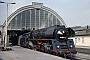 Henschel 22464 - DR "01 0517-1"
18.04.1981 - Gera (Thüringen), Hauptbahnhof
Archiv Jörg Helbig