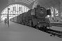 Henschel 22699 - DB "01 151"
08.07.1961 - Frankfurt (Main), HauptbahnhofHans Schmidt (†) (Archiv Jens Grünebaum)