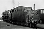 Henschel 24253 - DB "044 084-2"
02.03.1975 - Löhne, Bahnbetriebswerk
Klaus Görs