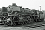 Henschel 24354 - DB "042 052-1"
20.05.1971 - Rheine, Bahnbetriebswerk
Helmut Philipp