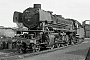 Henschel 24773 - DB "042 206-3"
17.08.1974 - Rheine, Bahnbetriebswerk
Helmut Philipp