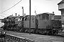 Henschel 25825 - DB "050 606-3"
26.08.1972 - Wuppertal-Vohwinkel, Bahnbetriebswerk
Martin Welzel Henschel 25825 - DB "050 606-3"
26.08.1972 - Wuppertal-Vohwinkel, Bahnbetriebswerk
Martin Welzel