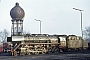 Henschel 26043 - DB "044 434-9"
04.02.1977 - Gelsenkirchen-Bismarck, Bahnbetriebswerk
Werner Peterlick