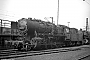 Henschel 26335 - DB "051 525-4"
08.05.1972 - Wanne-Eickel, Bahnbetriebswerk
Martin Welzel