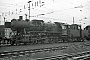 Henschel 26348 - DB "051 538-7"
21.01.1973 - Oberhausen-Osterfeld, Bahnbetriebswerk Süd
Martin Welzel