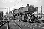 Henschel 26384 - DB "051 574-2"
20.04.1968 - Duisburg-Wedau, BahnbetriebswerkManfred Verhoolen