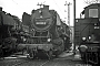 Henschel 26622 - DB  "052 291-2"
27.01.1973 - Duisburg-Wedau, Bahnbetriebswerk
Martin Welzel