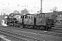 Krauss-Maffei 16194 - DB "051 192-3"
29.10.1973 - Neuss, Bahnhof
Martin Welzel Krauss-Maffei 16194 - DB "051 192-3"
29.10.1973 - Neuss, Bahnhof
Martin Welzel