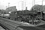 Krauss-Maffei 16232 - DB "051 689-8"
11.05.1974 - Kaiserslautern, Hauptbahnhof
Martin Welzel