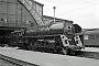 Krupp 1426 - DR "01 0509-8"
.__11.1976 - Leipzig (Sachsen), Hauptbahnhof
Archiv Jörg Helbig