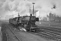 Schichau 3492 - DB "051 791-2"
27.12.1972 - Alsdorf, Bahnhof
Martin Welzel Schichau 3492 - DB "051 791-2"
27.12.1972 - Alsdorf, Bahnhof
Martin Welzel